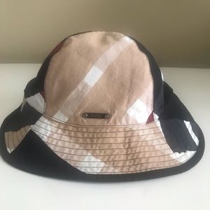 Burberry hat